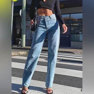 Holly Asymmetrical jeans Princess Polly